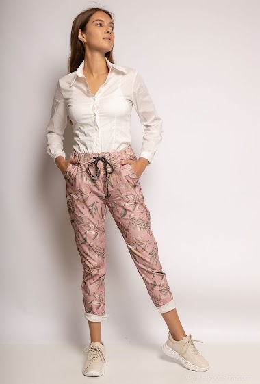 Wholesaler C'Belle - Stretchy pants with leaf print