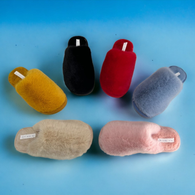 Wholesaler C&C Chaussures - FURRY SLIPPERS