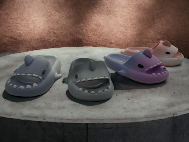 Grossiste C&C Chaussures - Savate enfants en forme de requin