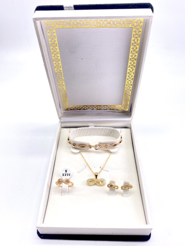 Wholesaler Cecile II - Women's gold-plated adornment gift box