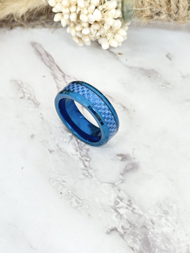 Grossiste Ceramik - Bague acier inoxydable Anneau bleu motif  fibre carbone