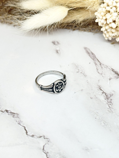 Wholesaler Ceramik - Stainless steel ring Lily cross motif ring