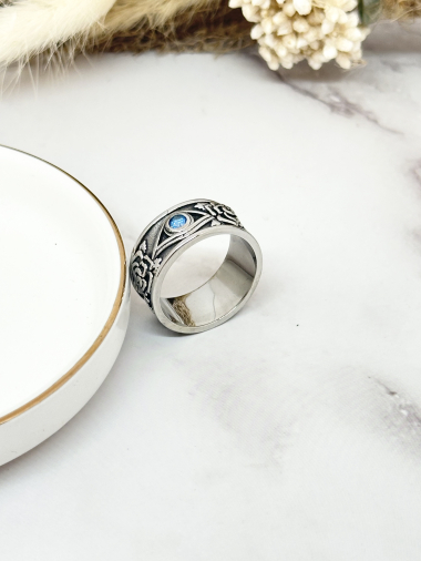 Grossiste Ceramik - Bague acier inoxydable anneaux Antisstress tournantes motif viking