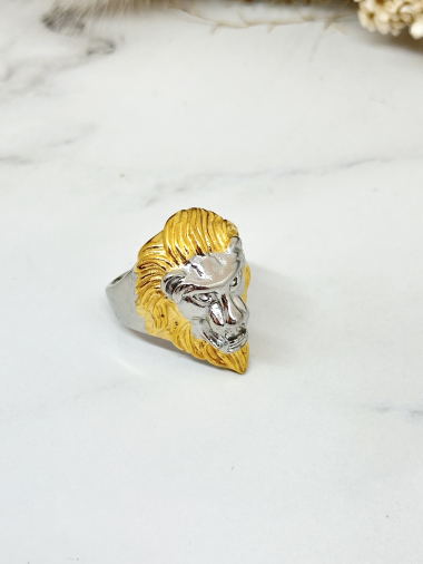 Grossiste Ceramik - Bague acier inoxydable chevalier motif lion