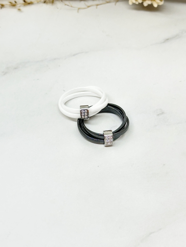 Wholesaler Ceramik - White or black ceramic ring