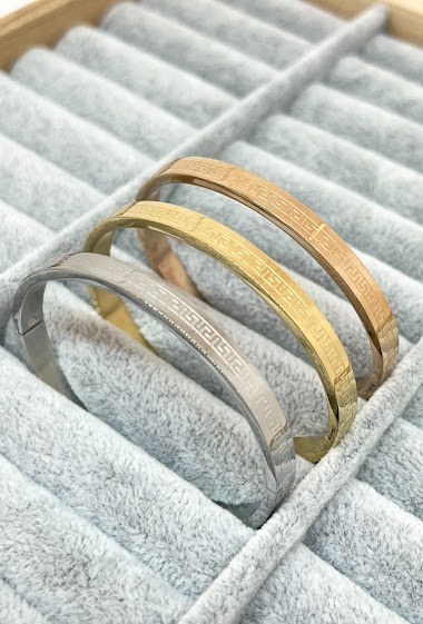 Mayorista Ceramik - Set of 3 Stainless Steel Bracelets in Silver, Gold and Pink
