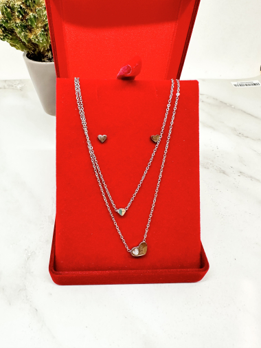 Wholesaler Ceramik - Stainless steel necklace and earrings set with velvet box