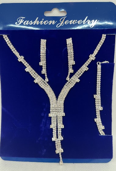 Grossiste Ceramik - Parure collier bracelet  et boucles d'oreilles avec strass pour mariée fête