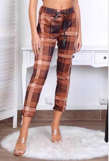 Wholesaler Chana Mod - Checkered faux suede pants
