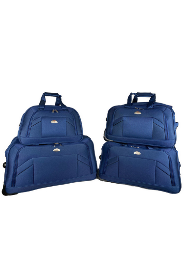 Wholesaler Chapon Maroquinerie - MESSENGER: Set of 3 travel bags and 1 vanity bag.