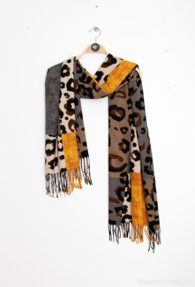 Wholesaler Charmant - Leopard pattern scarf