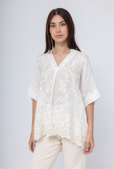 Wholesaler Charmante - Embroidered blouse (Made in Italy)