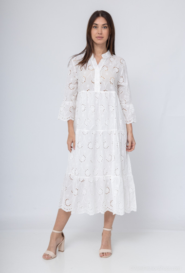 Grossiste Charmante - Robe coton en broderie  (Made in chine)
