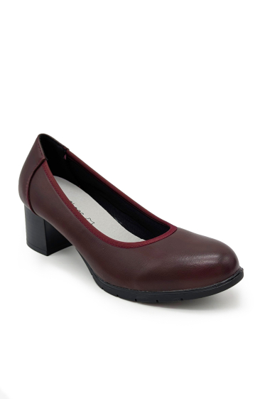 Wholesaler CHC SHOES - Classic round-toe pumps in faux leather
