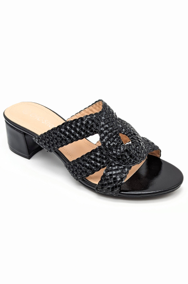 Wholesaler CHC SHOES - Elegant sandal with a low heel