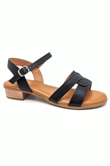 Wholesaler CHC SHOES - Sandals with a small heel for high comfort.