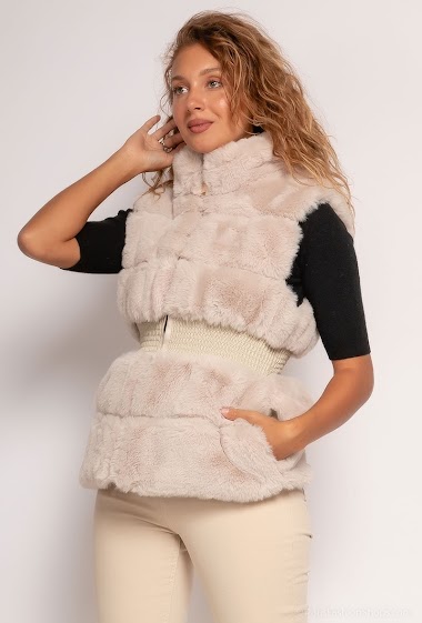 Großhändler Cherry Koko - Sleeveless fur jacket