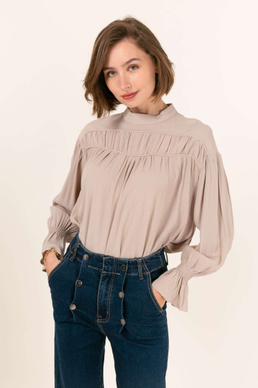 Wholesaler Cherry Paris - Plain viscose blouse with stand-up collar and pleated chest PRISCILA
