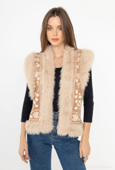 Wholesaler Cherry Paris - Sleeveless faux fur vest with NOAM prints