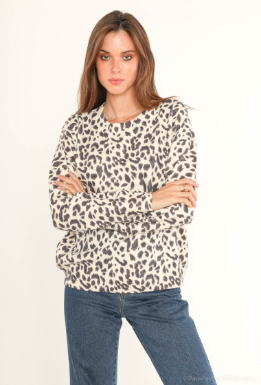 Wholesaler Cherry Paris - Leopard print knitted sweater with round neck ANNE