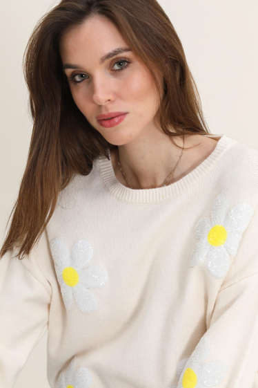 Wholesaler Cherry Paris - Round neck printed sweater with sequin ANETA