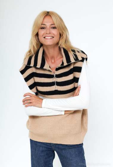 Wholesaler Cherry Paris - Sleeveless striped sweater with trucker collar ROIA