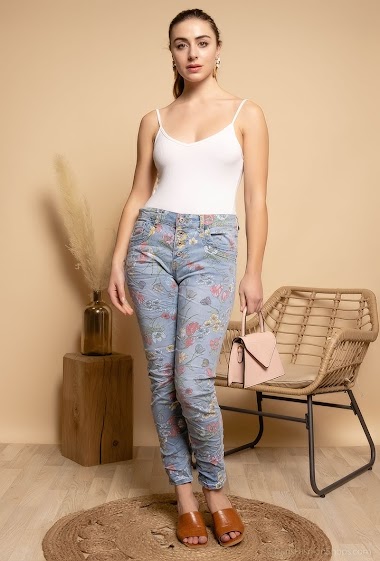 Wholesaler Chic Shop - Flower printed Boyfriend jeans