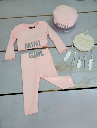 Wholesaler Chicaprie - Baby Girl's Plain Crop-Top and Jogger Set with Hat