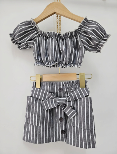 Wholesaler Chicaprie - Girls' Striped Crop Top and Skirt Set