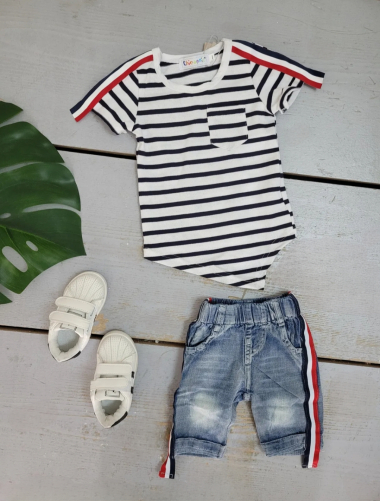 Wholesaler Chicaprie - Baby Boy's Tricolor Top and Cropped Trousers Set