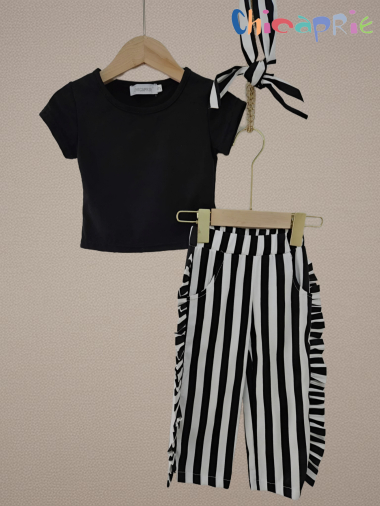 Wholesaler Chicaprie - Striped Top and Pants Set