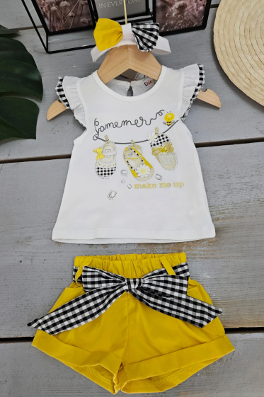 Wholesaler Chicaprie - Baby Girl's T-Shirt and Shorts Set with Headband