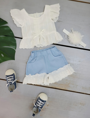 Wholesaler Chicaprie - Baby Girl's Lace Top And Denim Shorts Set With Flower Ribbon