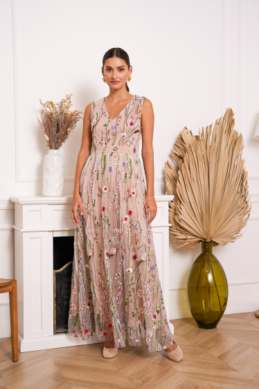 Großhändler Choklate - Langes Kleid aus floralem Tüll