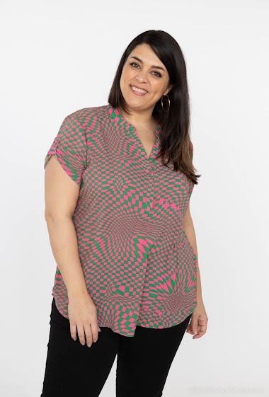 Blouse with short sleeves