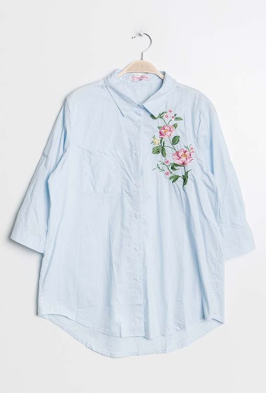 Großhändler Christy - Shirt with embroidered flowers