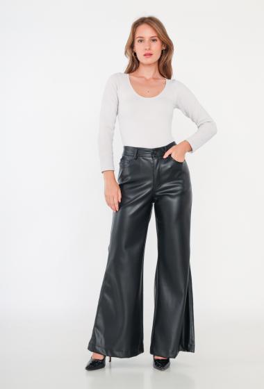 Wholesaler Ciminy - FAUX LEATHER FLARED FIT TROUSERS