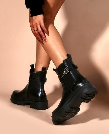 Wholesaler Cink Me - Women's ankle boots