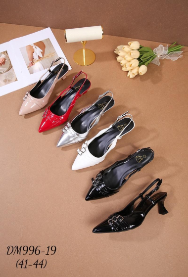 Wholesaler Cink Me - Pointed toe pumps with triple strap, open back with adjustable buckle