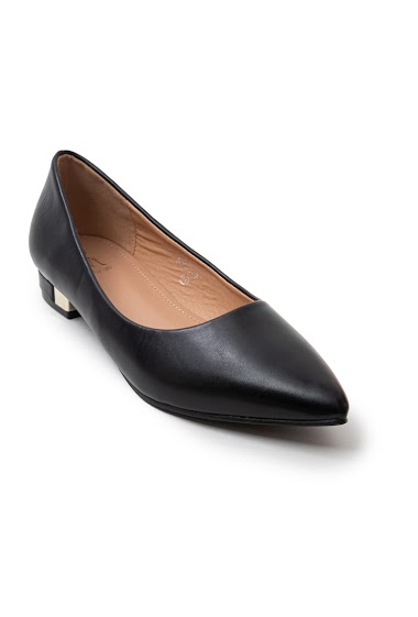 Wholesaler Cink Me - Low heels in leatherette