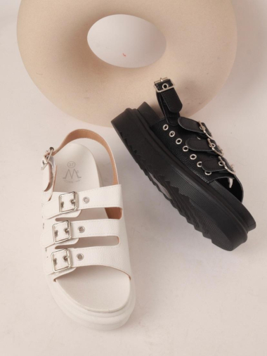 Wholesaler Cink Me - Sandals with platform sole and adjustable buckle straps