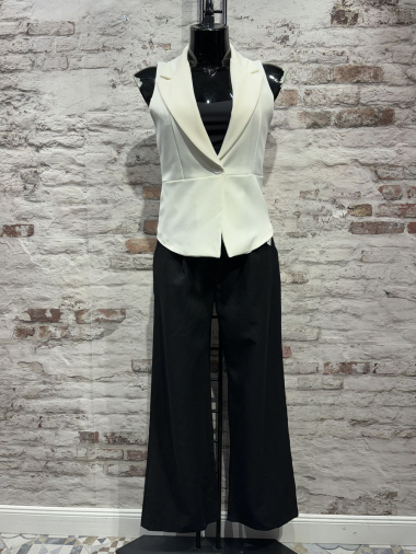 Wholesaler FOLIE LOOK - Plain sleeveless trench collar cardigan