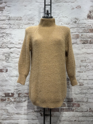 Wholesaler FOLIE LOOK - Plain long-sleeved tunic sweater