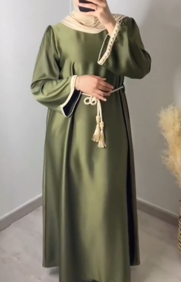 Wholesaler FOLIE LOOK - Plain abaya dress with beautiful belt