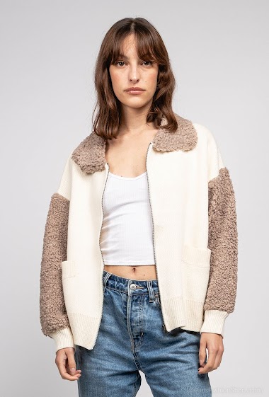 Wholesaler CMP55 - Knit cardigan and teddy details