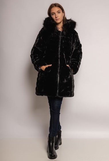 Wholesaler CMP55 - Reversible fur coat