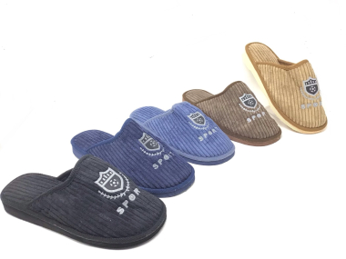 Grossiste Confort Shoes - Chaussons mules coloris uni avec une texture côtelée