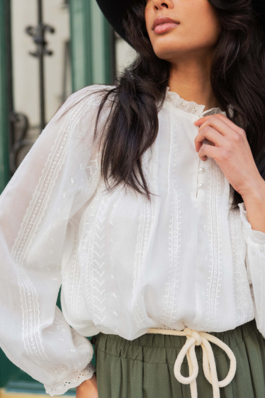 Wholesaler Copperose - airy embroidery blouse with transparent effect sleeves