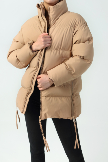 Wholesaler Copperose - Quilted zipped mid-length down jacket with ribbons
