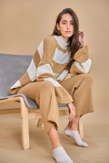 Wholesaler Copperose - striped knit sweater and pants set